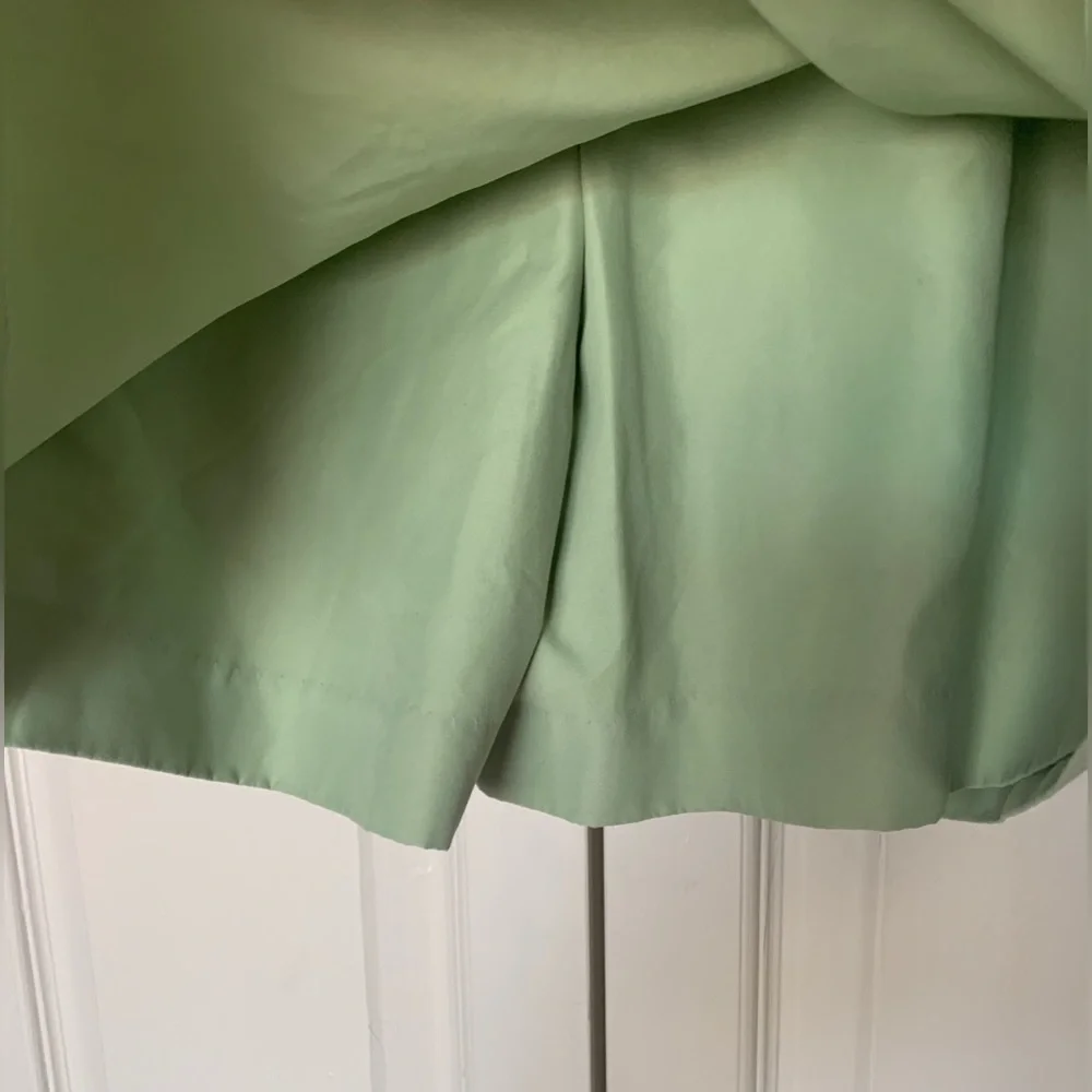 Izod Vintage Light Green Skort